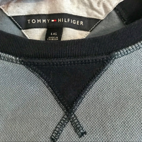 Tommy Hilfiger crew neck long sleeve size Large - Picture 3 of 4